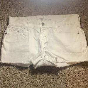 Women’s white Old Navy jean shorts (size 2)